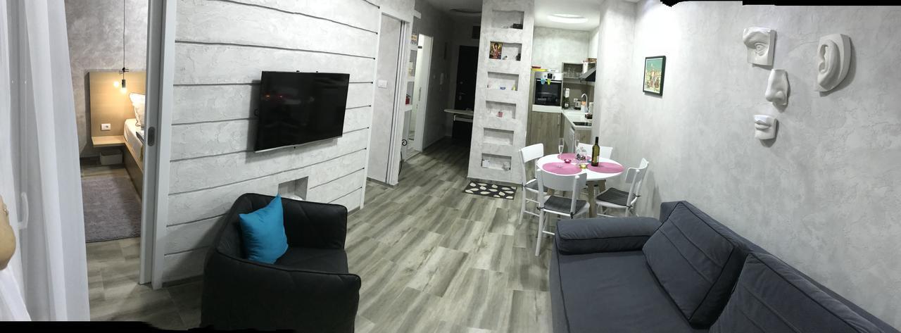 Lola Apartments Баня-Ковиляча Екстер'єр фото