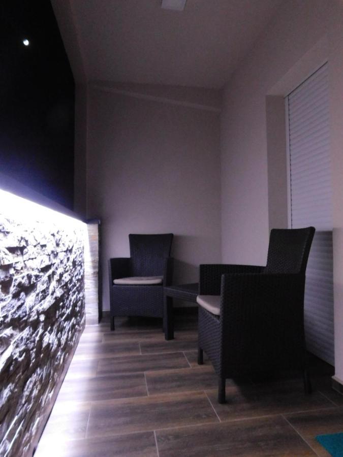 Lola Apartments Баня-Ковиляча Екстер'єр фото